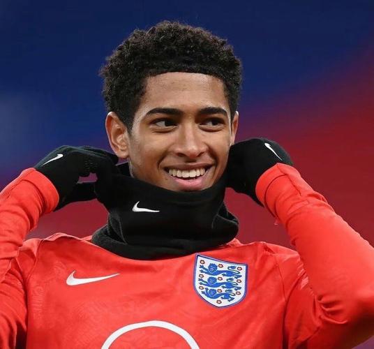 国米vs凯拉特首发预测：巴雷拉踢后腰，劳塔罗继续首发搭皮奥