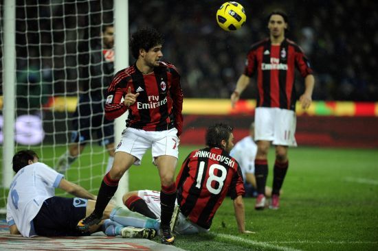 直接参与7球！戈登追平希勒纽卡队史欧冠参与进球纪录