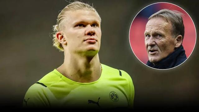 记者：上海申花5名外援以及谢鹏飞和戴伟浚随队出征亚冠客场