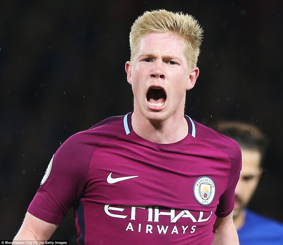 法兰克福vs沃尔夫斯堡：格策、堂安律首发，埃里克森、马耶尔出战